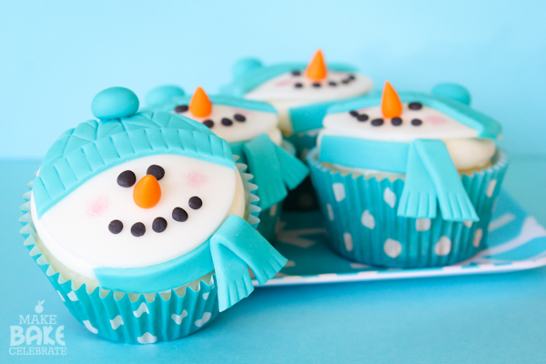 Fondant Snowman Tutorial