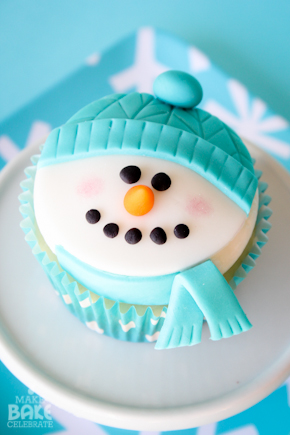 Fondant Snowman Tutorial