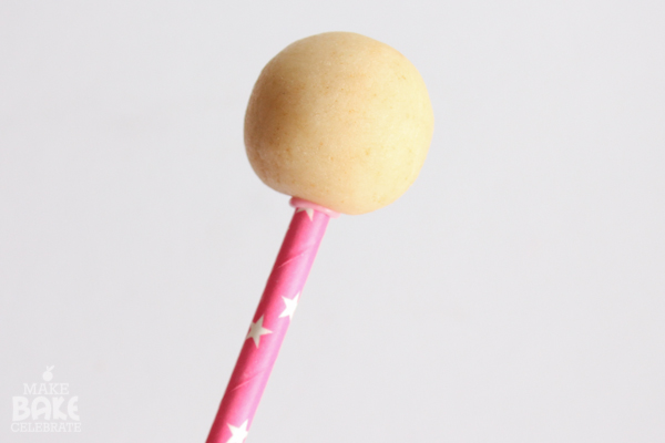 Cake Pop Sticks, Straws