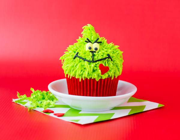 grinch cupcakes