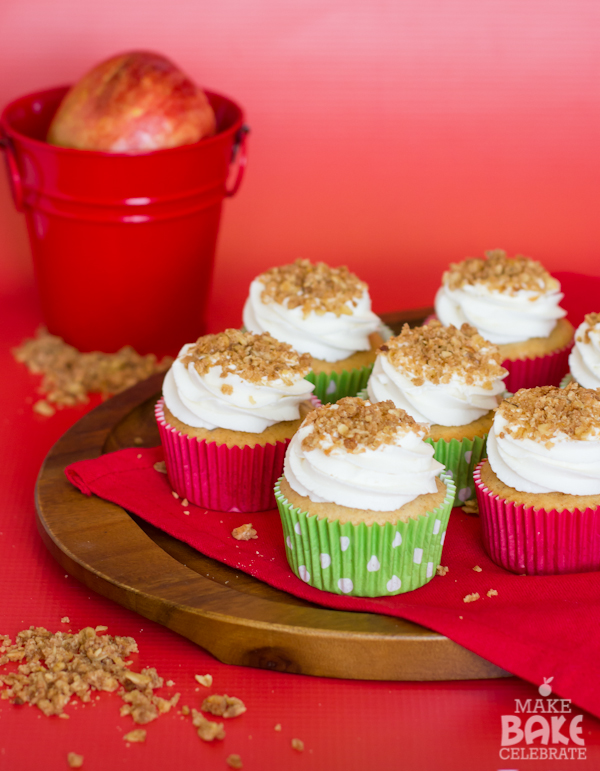 Apple Crisp Cupcakes