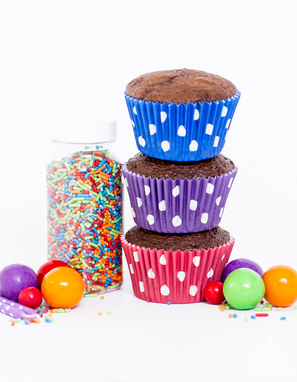 Greaseproof Cupcake Liners - Are They Really The Best? BakeBright Is!