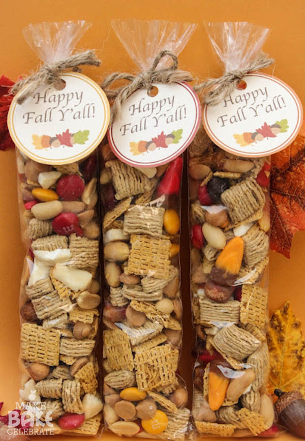 Fall Trail Mix {with FREE printable}