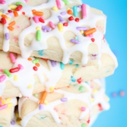 Birthday Cake Cookie Bars – Colorburst Batter Bits
