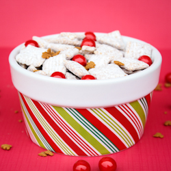 Gingerbread Puppy Chow, Blog Hop, FREE Printable, AND a Giveaway!