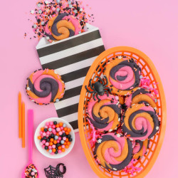 Pink Swirly Halloween Cookies
